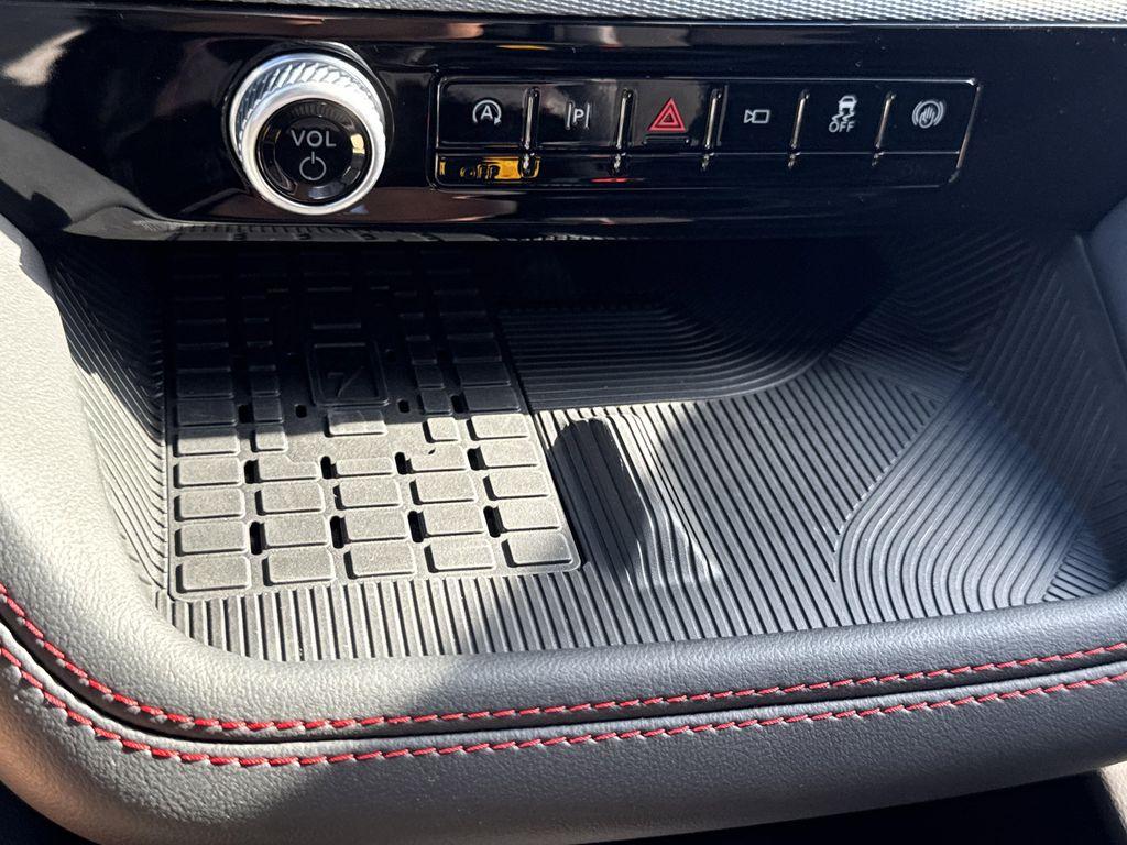 new 2025 Ford Explorer car, priced at $58,571