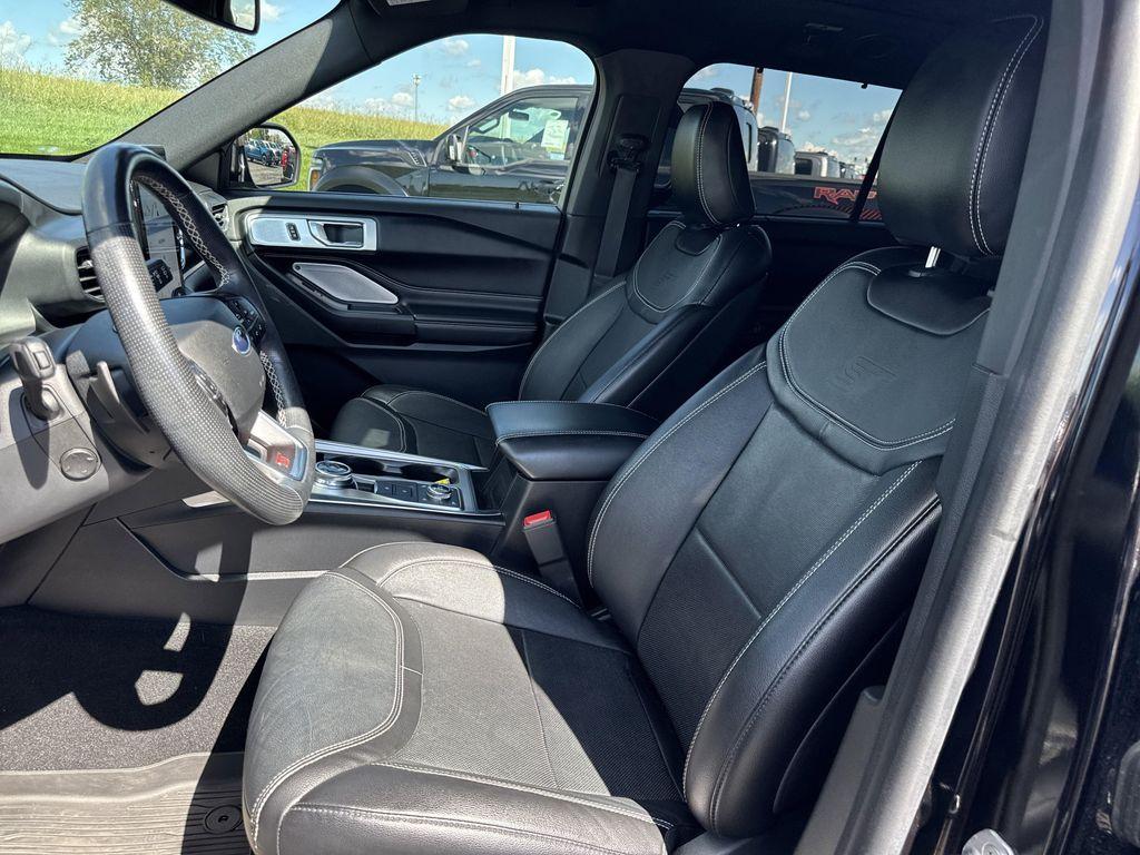 used 2020 Ford Explorer car, priced at $30,000