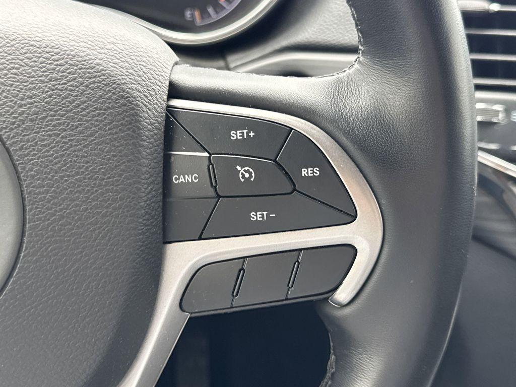 used 2022 Jeep Grand Cherokee car, priced at $30,500