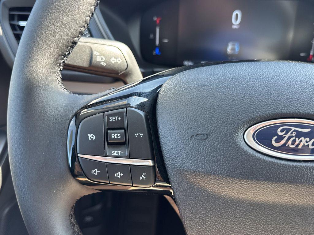 new 2025 Ford Escape car, priced at $29,047