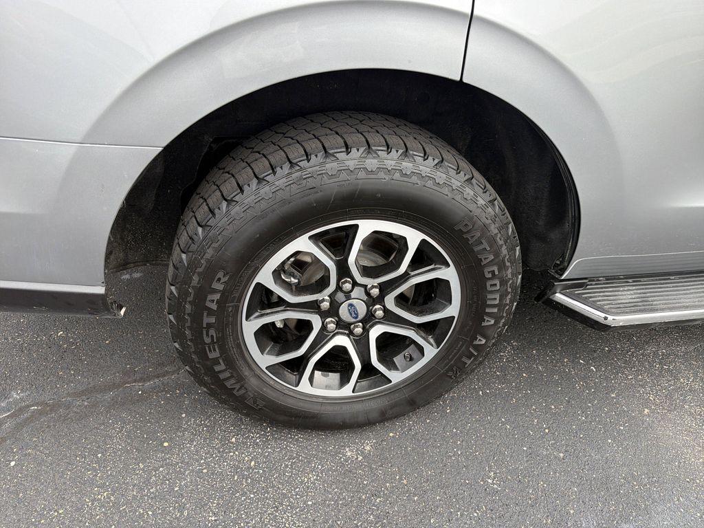 used 2022 Ford Expedition car, priced at $37,000