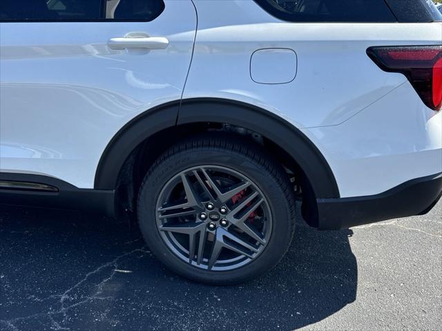 new 2025 Ford Explorer car, priced at $52,838