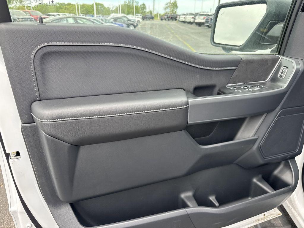 new 2025 Ford F-150 car, priced at $51,577