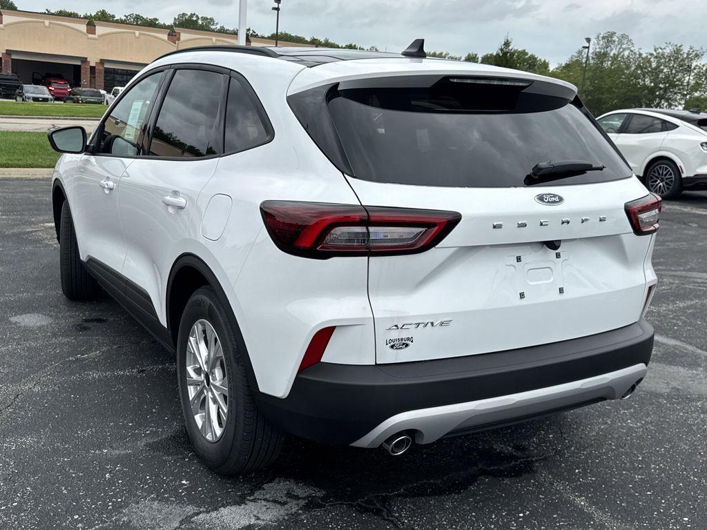 new 2025 Ford Escape car, priced at $28,843