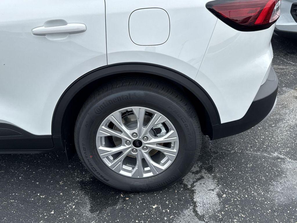 new 2025 Ford Escape car, priced at $28,843