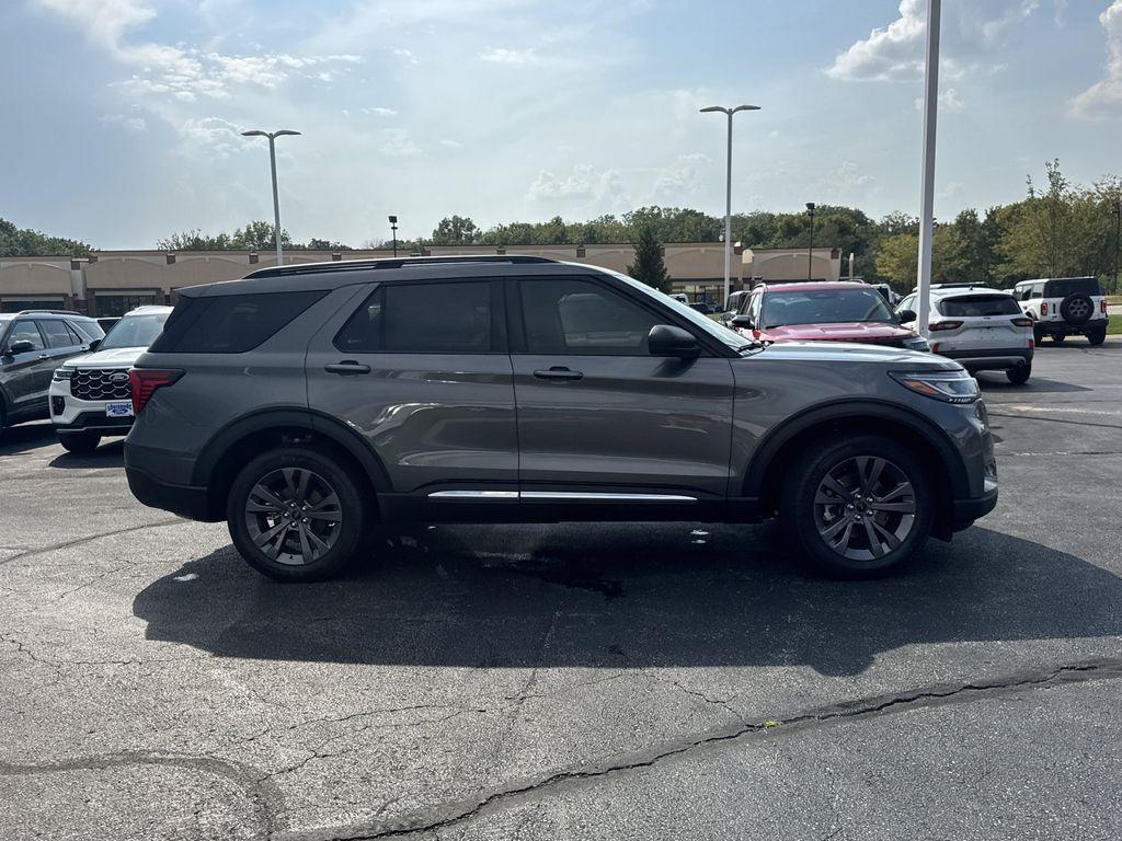 new 2025 Ford Explorer car, priced at $45,775