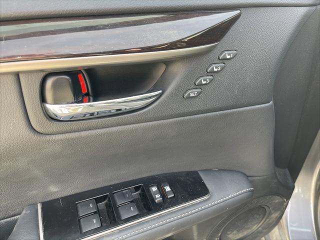 used 2016 Lexus ES 300h car, priced at $20,500