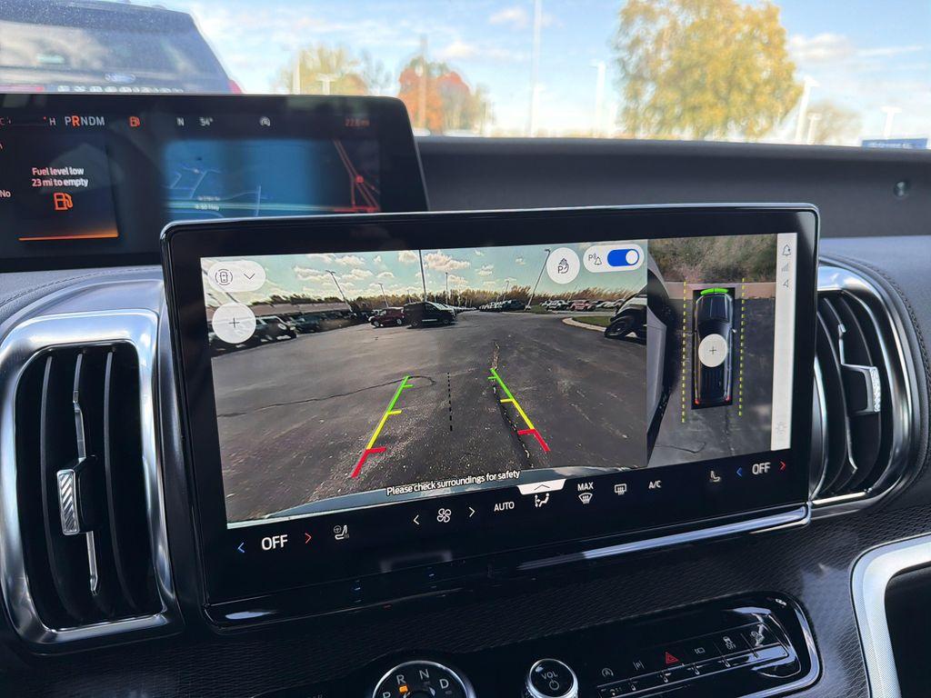 new 2025 Ford Expedition car, priced at $83,271