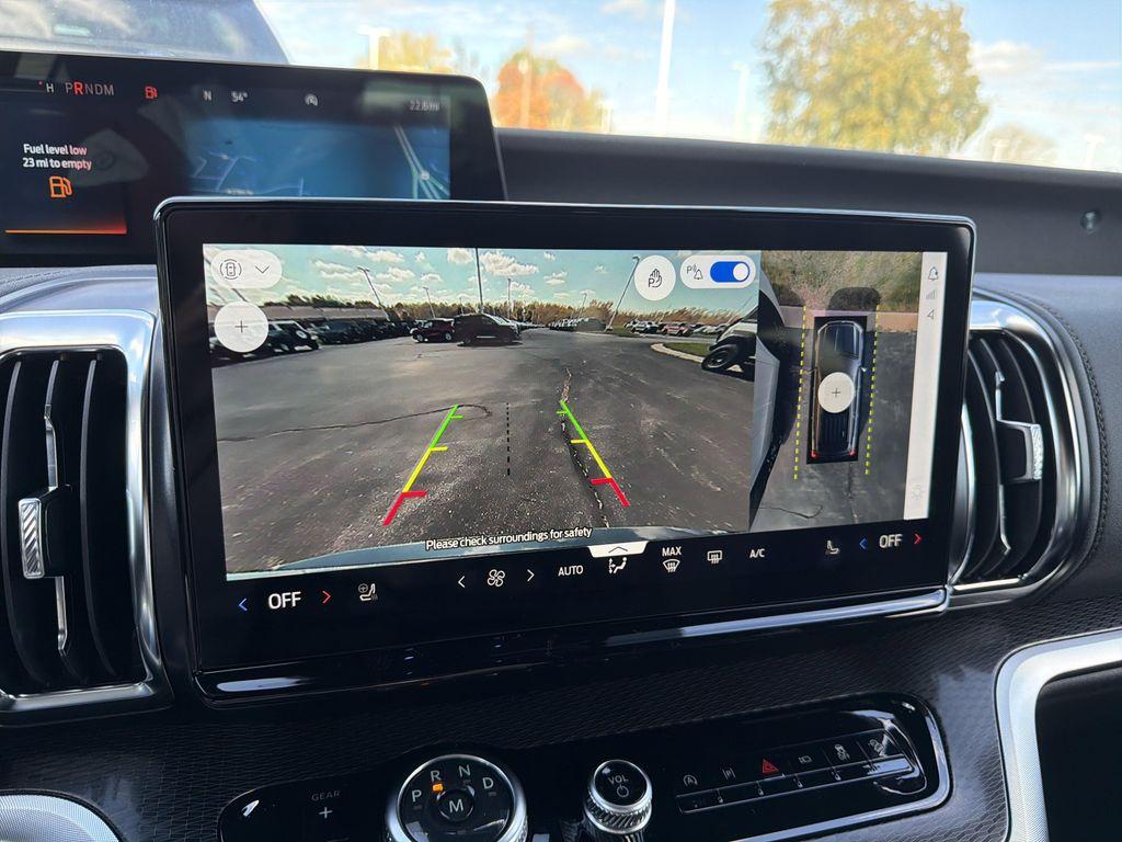 new 2025 Ford Expedition car, priced at $83,271