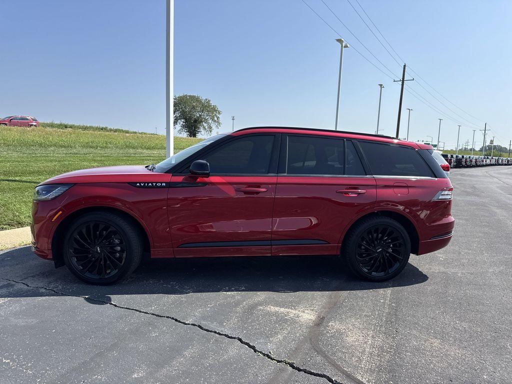 used 2025 Lincoln Aviator car, priced at $69,500