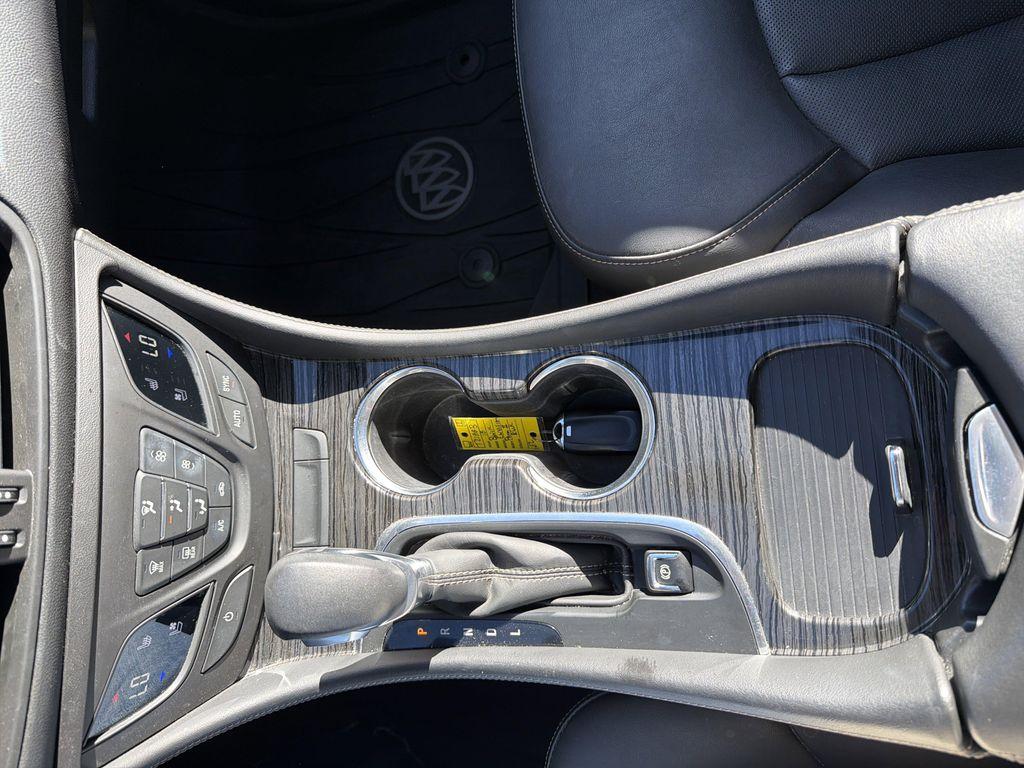 used 2018 Buick Envision car, priced at $14,000