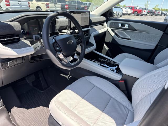 new 2025 Ford Explorer car, priced at $55,309