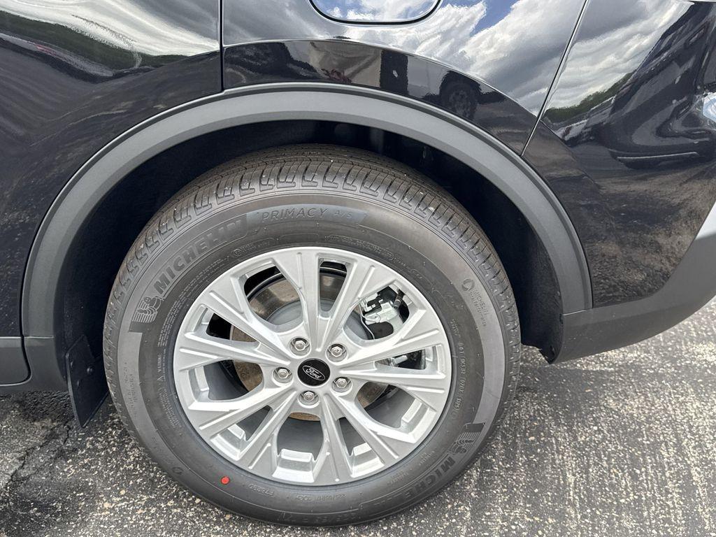 new 2025 Ford Escape car, priced at $27,353