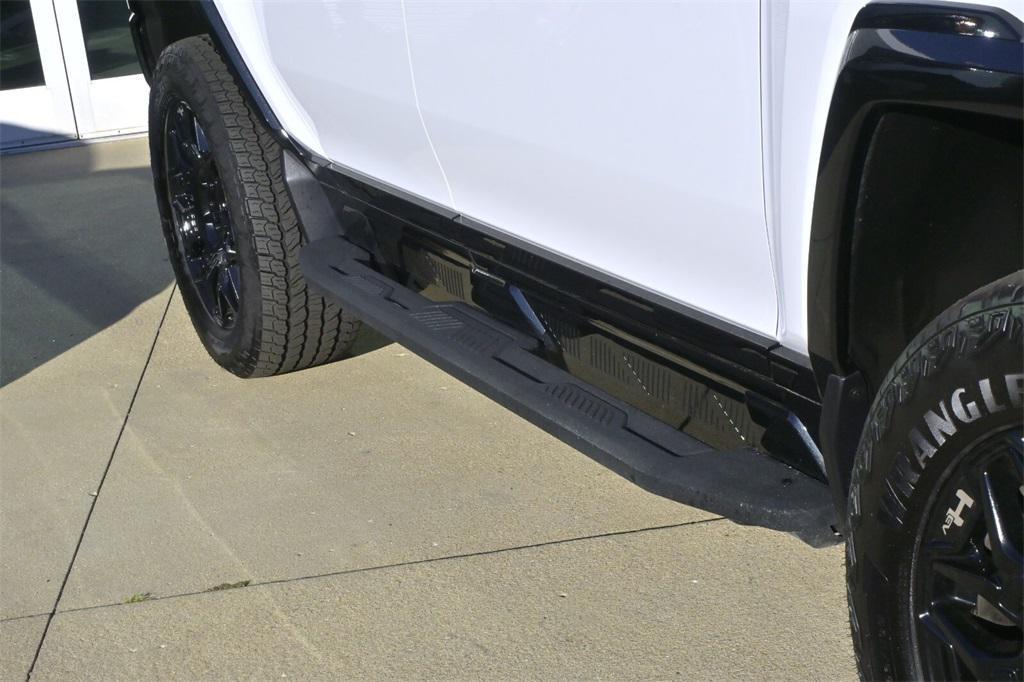 used 2025 GMC HUMMER EV SUV car, priced at $79,991