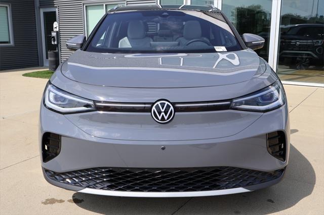 new 2025 Volkswagen ID.4 car, priced at $54,461