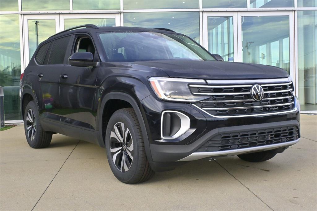 new 2026 Volkswagen Atlas car, priced at $42,286