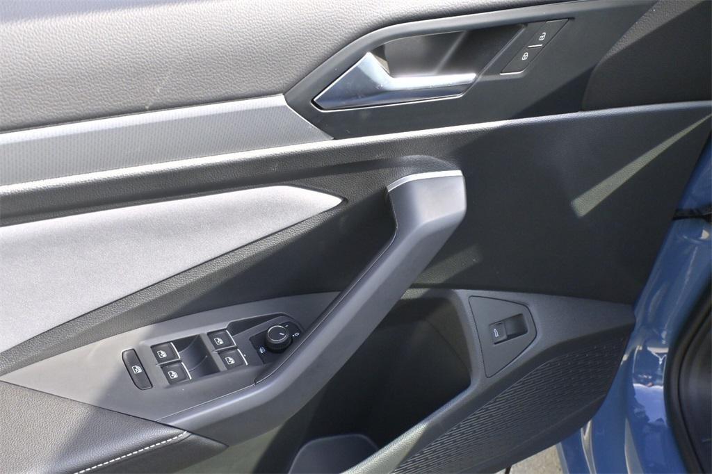 new 2025 Volkswagen Jetta car, priced at $25,114