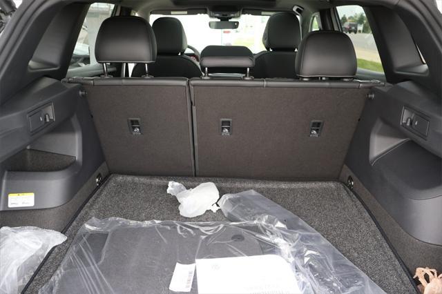 new 2025 Volkswagen Tiguan car, priced at $37,453