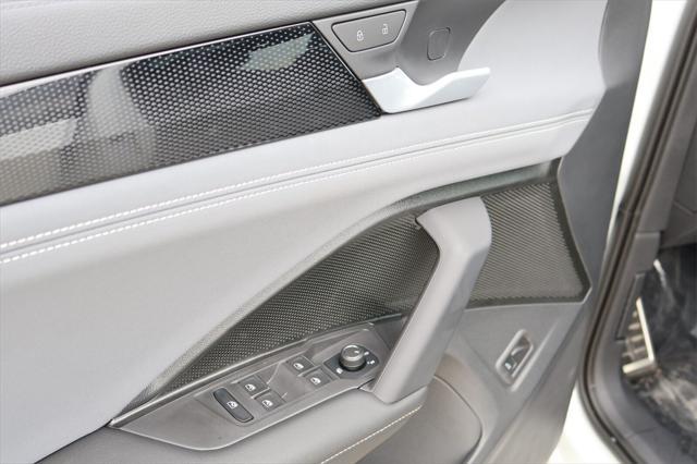 new 2025 Volkswagen Tiguan car, priced at $37,453