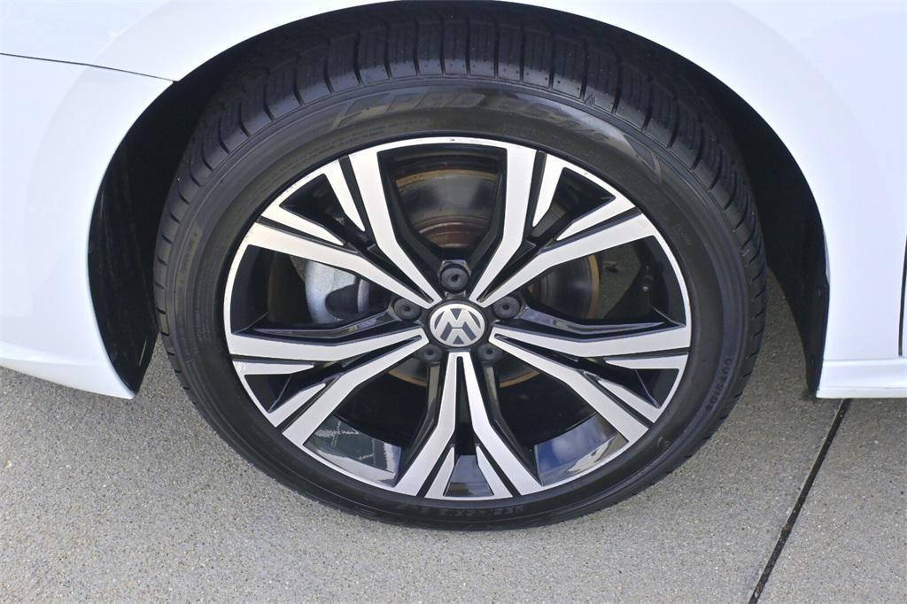 used 2022 Volkswagen Passat car, priced at $17,991