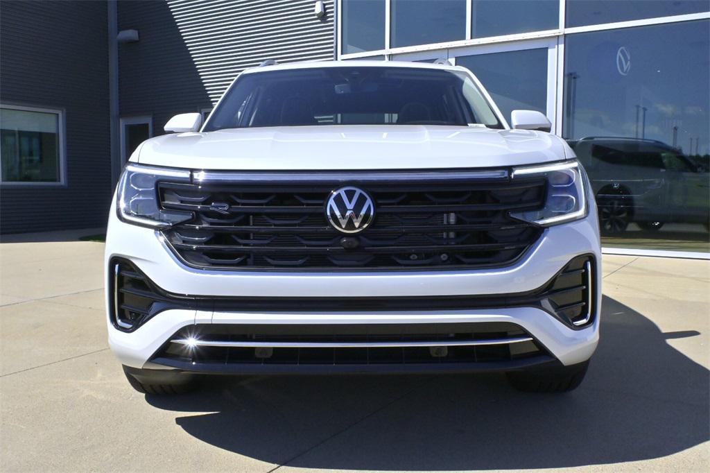 new 2026 Volkswagen Atlas car, priced at $56,233