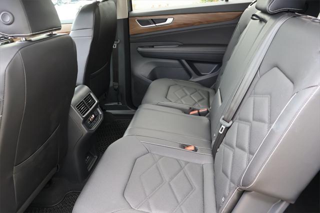 used 2025 Volkswagen Atlas car, priced at $35,999