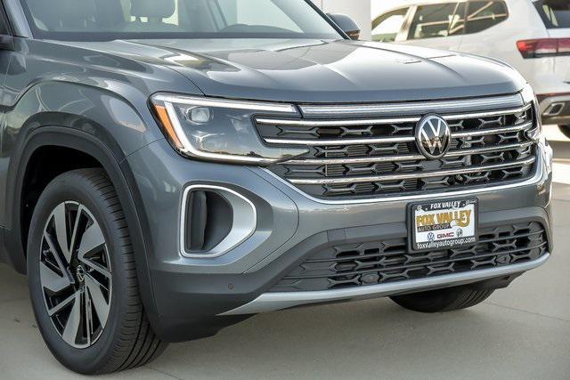 new 2024 Volkswagen Atlas car, priced at $39,876