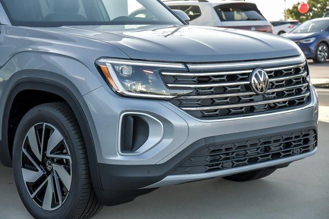 new 2024 Volkswagen Atlas car, priced at $44,327