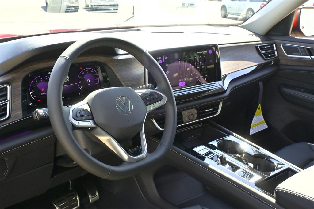 new 2025 Volkswagen Atlas car, priced at $49,553