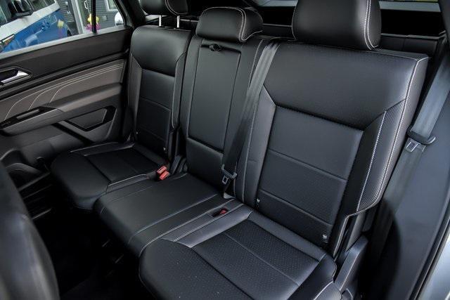 used 2022 Volkswagen Atlas Cross Sport car