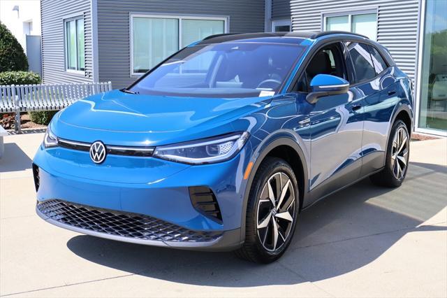 new 2025 Volkswagen ID.4 car, priced at $51,261