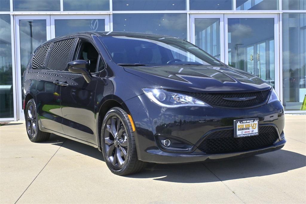 used 2020 Chrysler Pacifica car, priced at $18,791