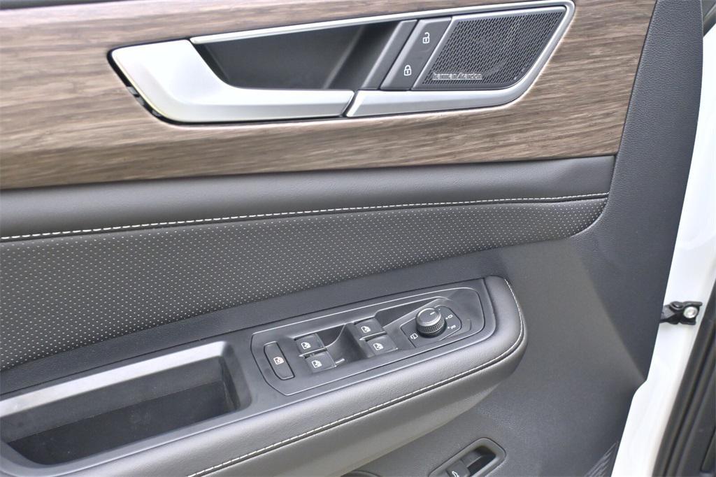 new 2026 Volkswagen Atlas car, priced at $56,233