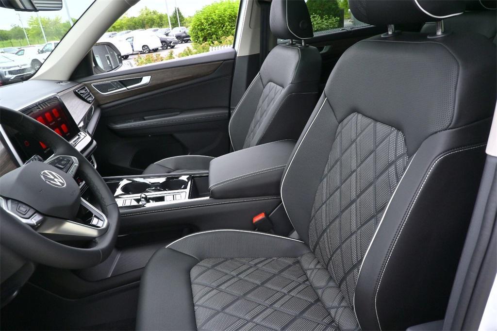 new 2026 Volkswagen Atlas car, priced at $56,233
