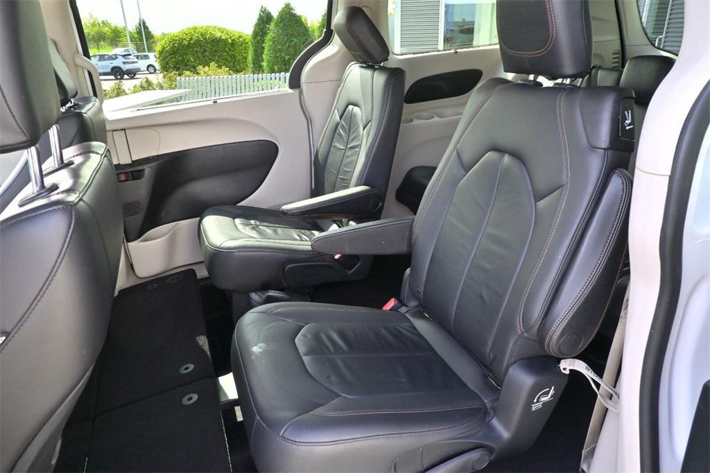 used 2017 Chrysler Pacifica car, priced at $12,691