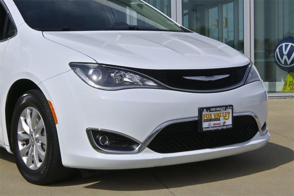 used 2017 Chrysler Pacifica car, priced at $12,691