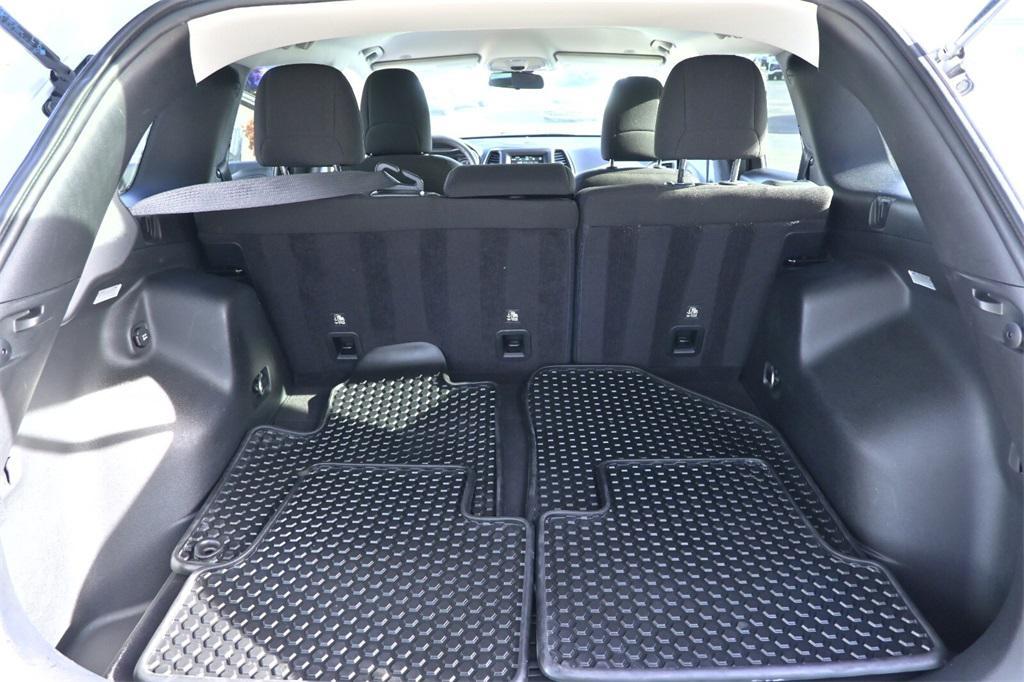 used 2019 Jeep Cherokee car, priced at $15,491