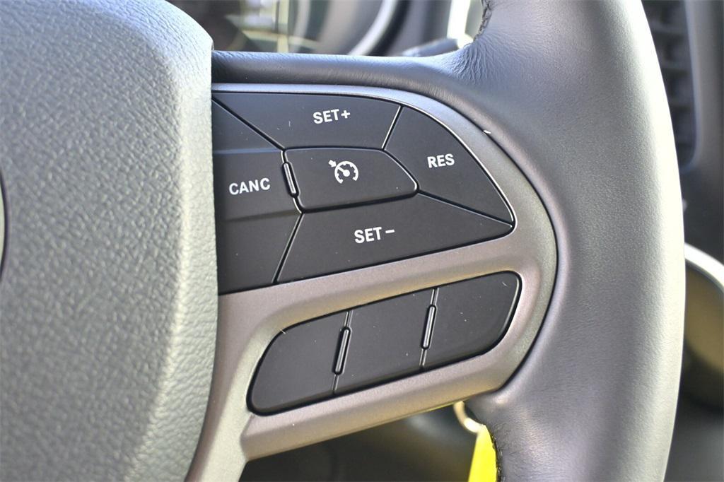 used 2019 Jeep Cherokee car, priced at $15,491