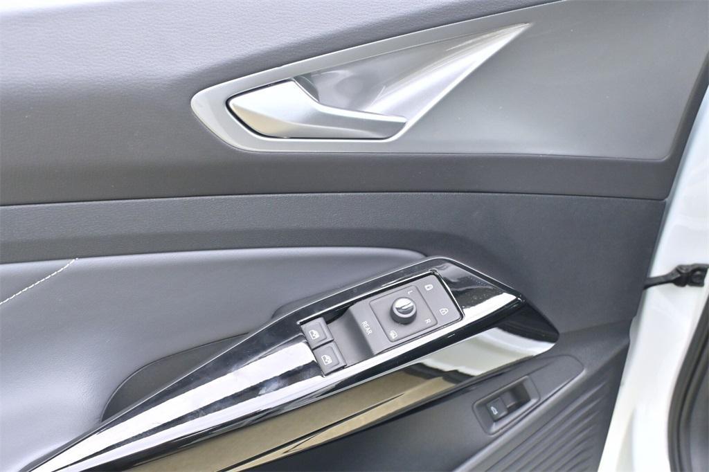 used 2023 Volkswagen ID.4 car, priced at $24,691
