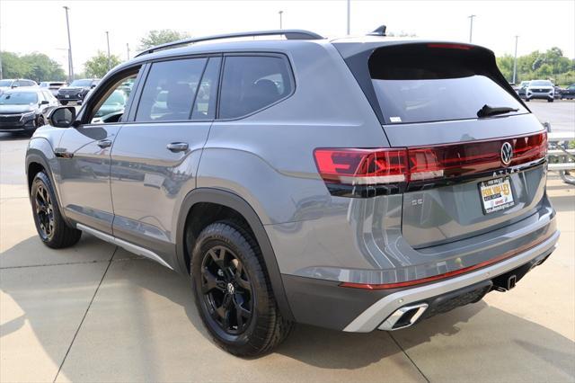 new 2025 Volkswagen Atlas car, priced at $45,915