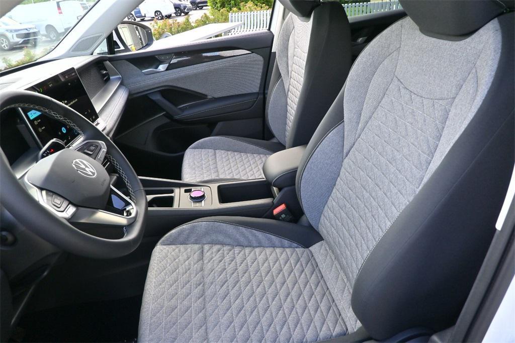 new 2025 Volkswagen Tiguan car, priced at $32,245