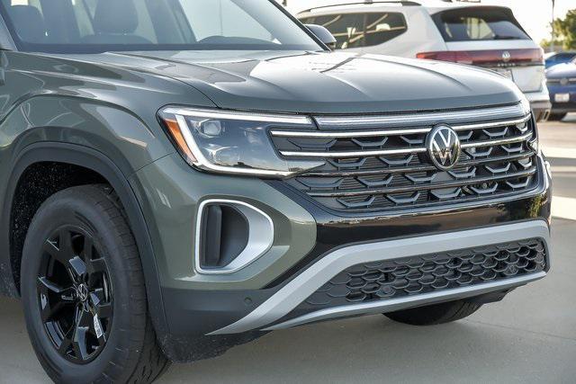 new 2025 Volkswagen Atlas car, priced at $45,404