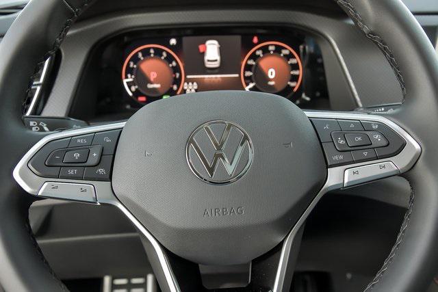 new 2025 Volkswagen Atlas car, priced at $45,404