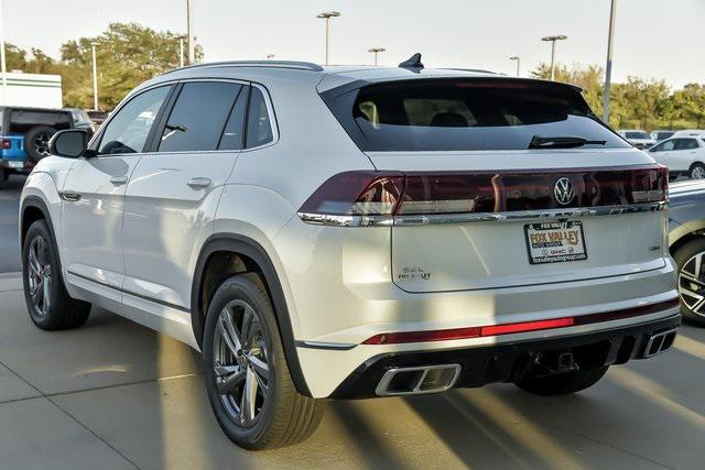 new 2024 Volkswagen Atlas Cross Sport car, priced at $45,196