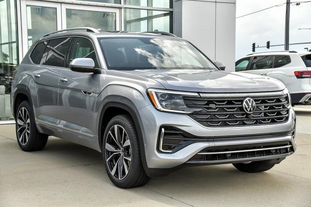 new 2024 Volkswagen Atlas car, priced at $50,418