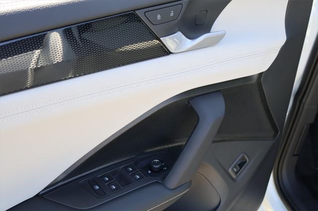 new 2025 Volkswagen Tiguan car, priced at $34,147