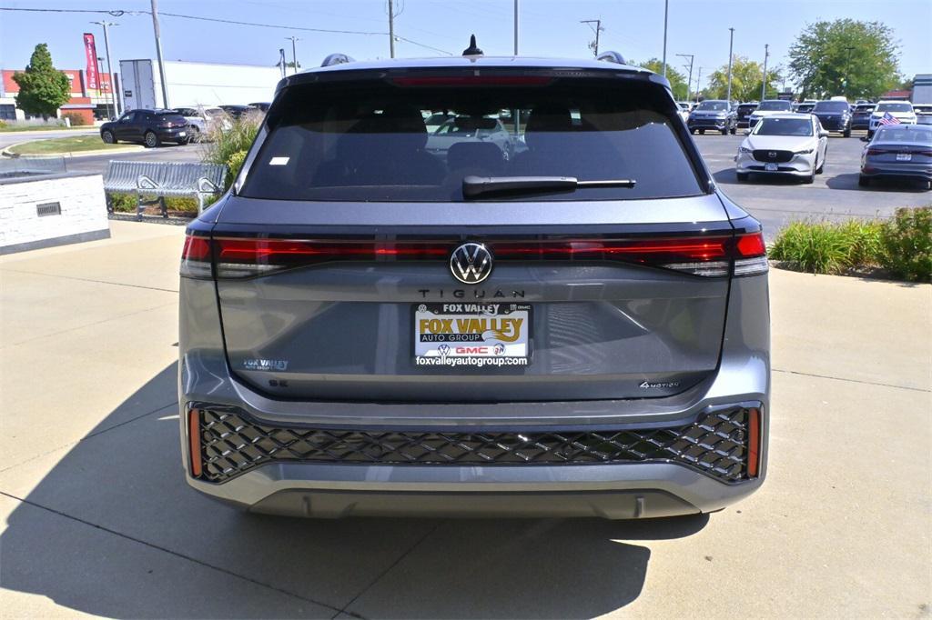 new 2025 Volkswagen Tiguan car, priced at $37,298