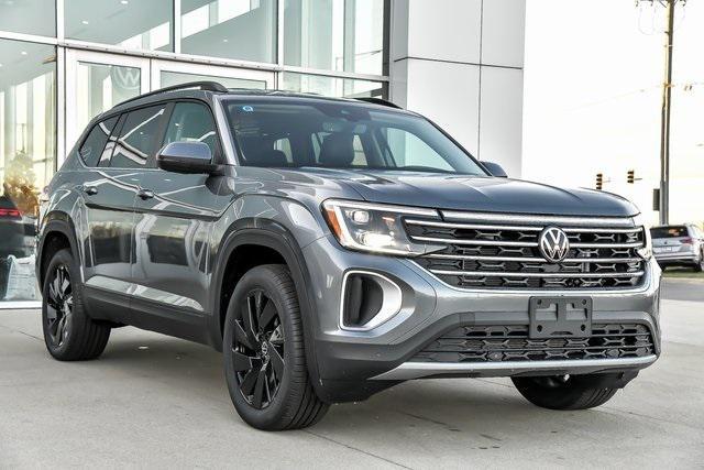 new 2025 Volkswagen Atlas car, priced at $42,943