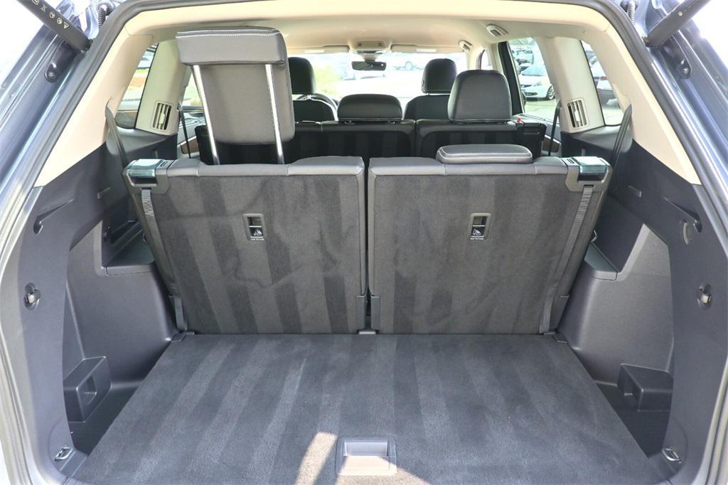 new 2025 Volkswagen Atlas car, priced at $41,943