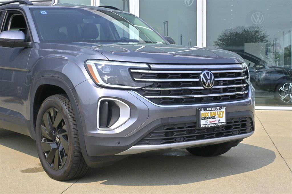 new 2025 Volkswagen Atlas car, priced at $41,943